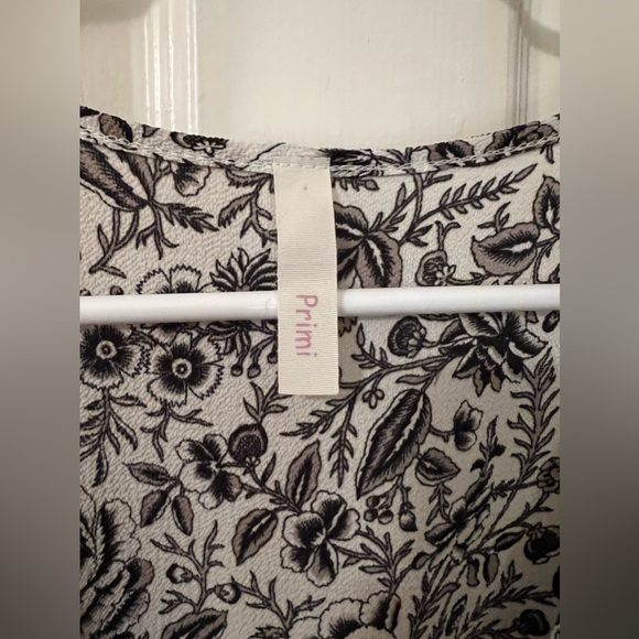 Black and white floral romper - Picture 3 of 3